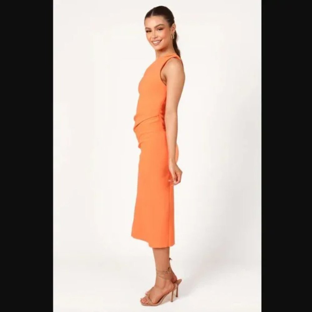 Petal & Pup Nadene Orange One Shoulder Midi Dress 6 - Picture 4 of 10